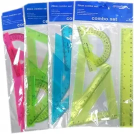 zestaw-przyborow-szkolnych-4-elementy-linijka-20-cm-2-ekierkik-mierz