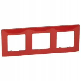legrand-niloe-ramka-potrojna-czerwona-x3-665023-montaz-natynkowy-1-szt