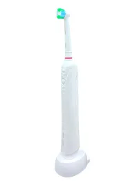 szczoteczka-do-zebow-elektryczna-braun-oral-b-pro-1-200-biala-3-tryby