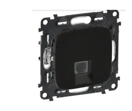 legrand-valena-allure-gniazdo-rj45-kat-5e-utp-czarne-755874