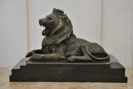 lezacy-lew-z-brazu-tygrys-na-marmurze-figura-rzezba-braz-z-francji