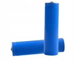akumulator-18650-bateria-do-latarki-8800mah-2szt