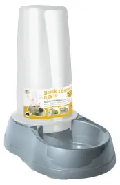 karmidlo-dla-psow-i-kotow-650ml-niebieskie-kerbl