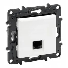 gniazdo-komp-rj45-kat-5e-utp-niloe-step-bialy