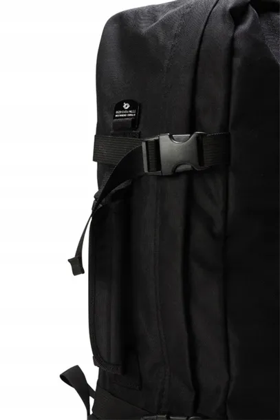 plecak-kabinowy-cabinzero-classic-44l-absolute-black-liczba-kieszeni-3
