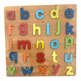 puzzle-drewniane-literki-ukladanka-nauka-alfabetu-tablica-do-ukladania