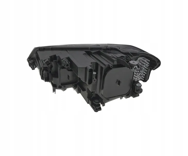 reflektor-vw-touran-producent-czesci-magneti-marelli