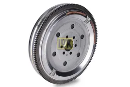 kolo-dwumasowe-audi-a4-18t-02-