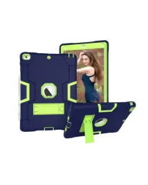 etui-obudowa-case-na-tablet-ipad-6-5-9-7-2018-2017-ze-stojakiem-granatowy
