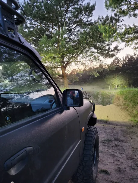 reflektor-dalekosiezny-black-magic-hella-1fj-358-196-401-zrodlo-swiatla-led