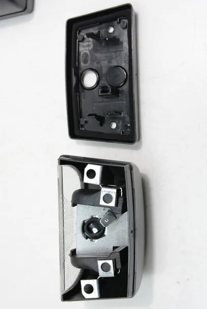 oswietlenie-tabl-rej-hella-2ka-998-523-001-rodzaj-lampy-dedykowana