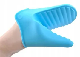 silikonowa-rekawica-lapka-do-goracych-naczyn-tanio