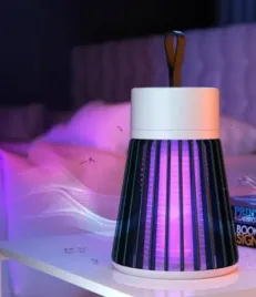 lampa-przeciwko-komarom-molom-universalna