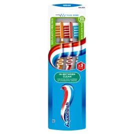 aquafresh-szczoteczka-do-zebow-in-between-clean-medium-srednia-3szt