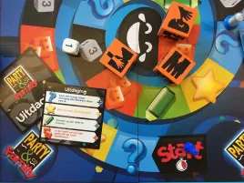 gra-planszowa-jumbo-gra-imprezowa-party-and-co-family-jumbo