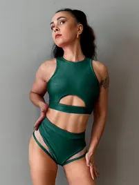 top-do-pole-dance-z-wycieciem-pod-biustem-m-l-emerald