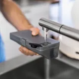 robot-sprzatajacy-mop-karcher-rcv-3-komunikacja-komunikaty-glosowe-wskaznik-ladowania-wskaznik-stanu-akumulatora-wskaznik-zapelnienia-worka-pojemnika-wyswietlacz