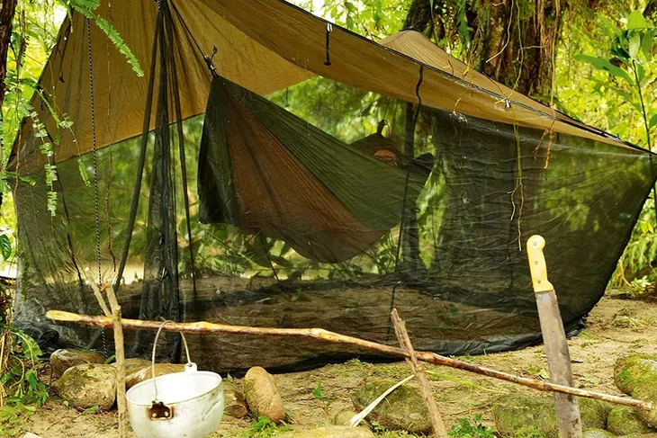 plandeka-moskitiera-przeciwko-owadom-amazonas-kolor-czarny