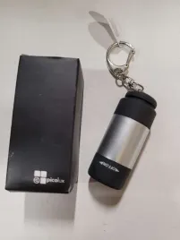 brelok-z-dioda-led-picolux-praktyczne-zrodlo-swiatla-w-mini-formie