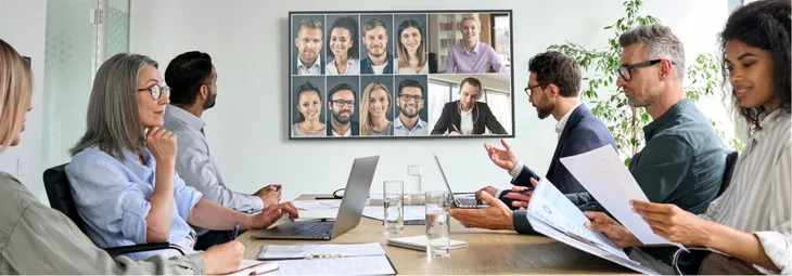 monitor-informacyjny-avtek-ds-43-jasnosc-450-cd-m