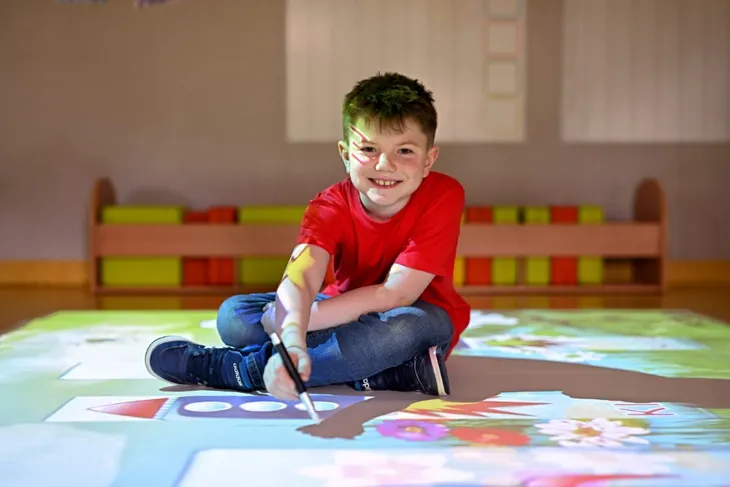 funfloor-mobilny-3500ansi-3w1-statyw-mata-oprogramowanie-kod-producenta-fun-floor