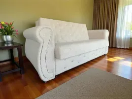 amerykanka-sofa-rozkladana-z-funkcja-spania-glamour-krysztal-pinezkachester