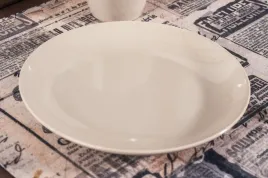 talerz-plytki-porcelanowy-22-cm-bezowy