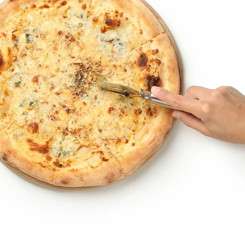 noz-do-pizzy-stalowy-okragly-21-cm