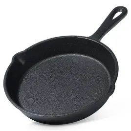 patelnia-zeliwna-cast-line-15-cm
