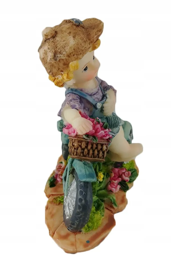 chlopczyk-na-rowerku-figurka-wiktorianska-9-cm