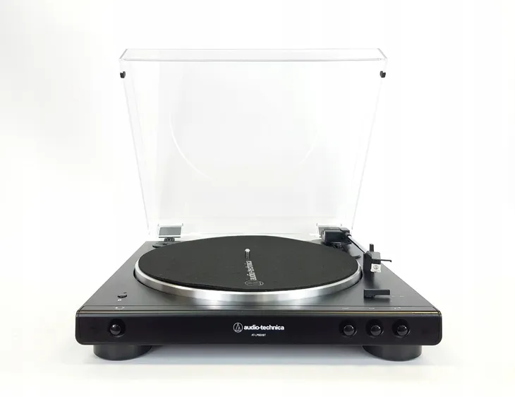 audio-technica-at-lp60x-czarny-zlacza-wyjscie-audio