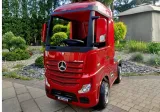 samochod-mercedes-czerwony-certyfikaty-opinie-atesty-ce