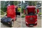 samochod-mercedes-czerwony-zawiera-baterie-tak