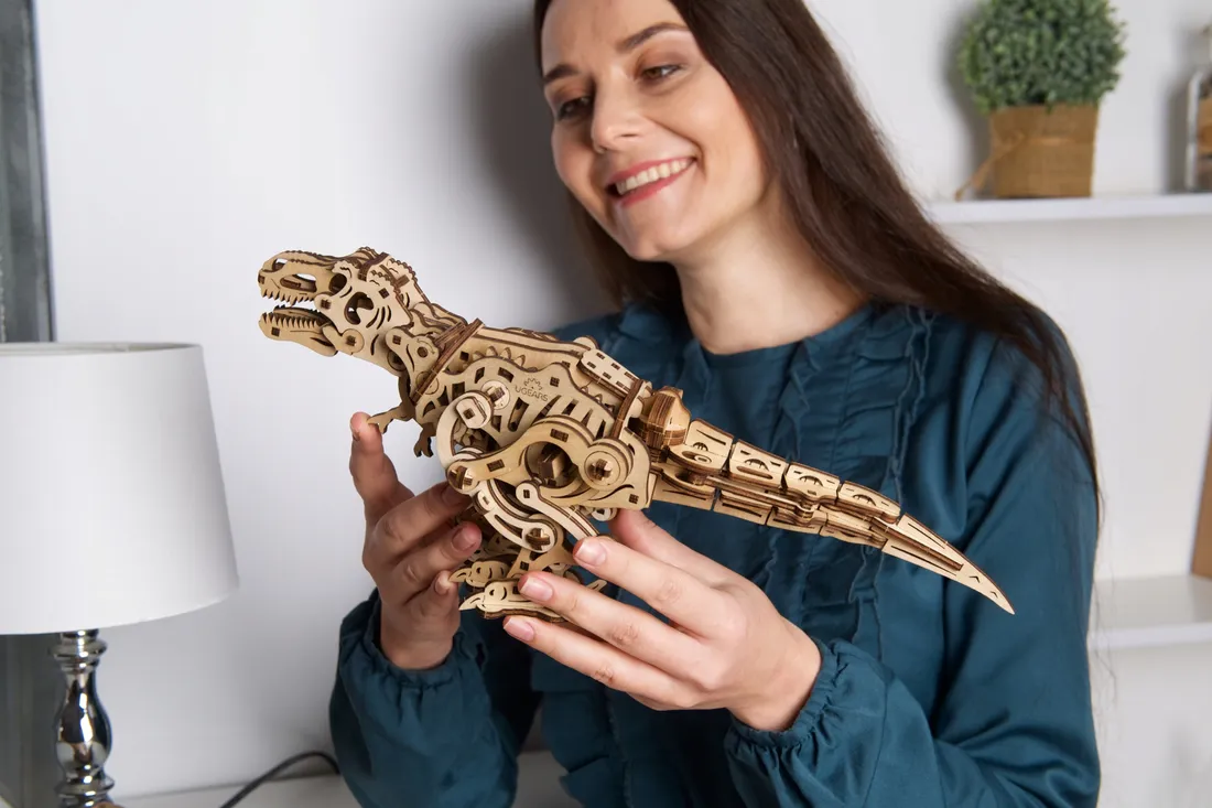 puzzle-3d-drewniane-tyranozaurus-rex-ugears