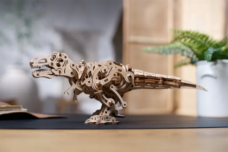 puzzle-3d-drewniane-tyranozaurus-rex-ugears-plec-chlopcy-dziewczynki
