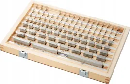 zestaw-plytek-wzorcowych-ze-stali-klasa-1-103-cz