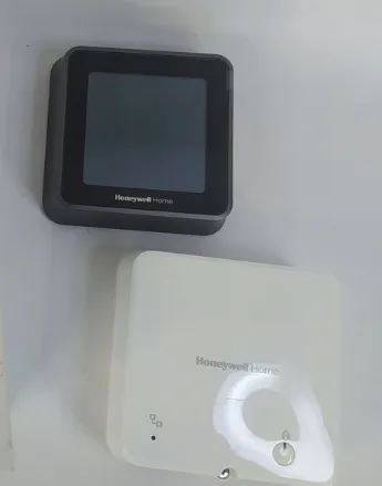 termostat-honeywell-t6