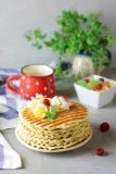 opiekacz-dezal-bialy-ksztalt-kanapek-kwadrat