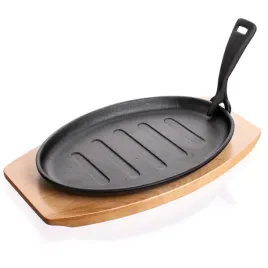 polmisek-patelnia-zeliwna-grillowa-z-deska-banquet-grada