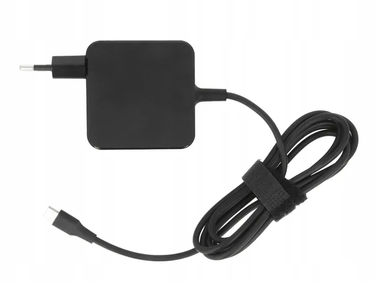 ladowarka-45w-usb-c-do-laptopa-do-laptopow-uniwersalne