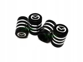 metalowe-nakretki-na-wentyle-do-mazda-czarne-trwale-luksusowe-z-logo-mazda