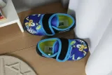 kapcie-sonic-na-rzep-kolor-niebieski-czarny