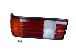 lampa-zespolonych-swiatel-tylnych-440-1905r-u-dep