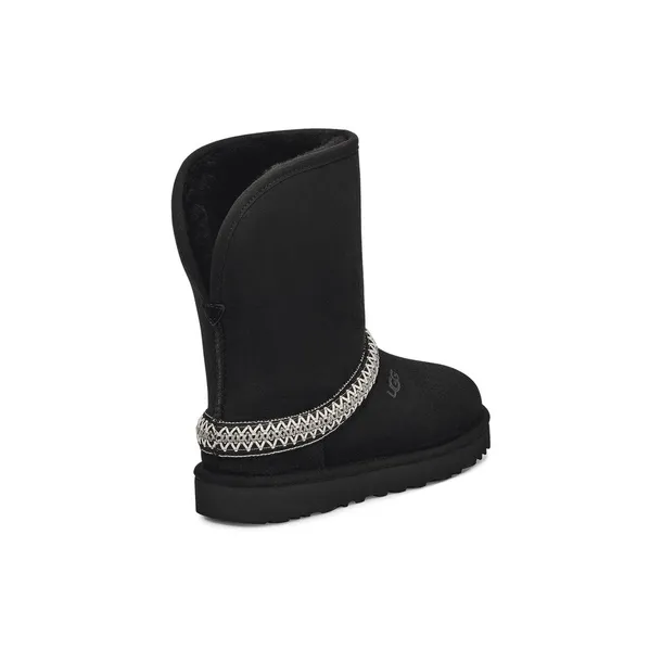 classic-short-crescent-marka-ugg