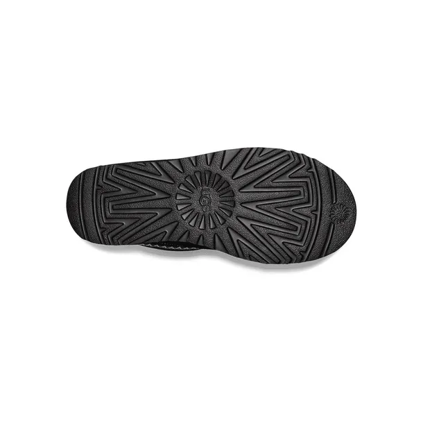 classic-short-crescent-kod-producenta-1161770blk-marka-ugg