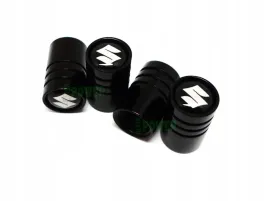 nakretki-na-wentyle-suzuki-z-logo-czarny-chrom-wszystkie-modele-suzuki