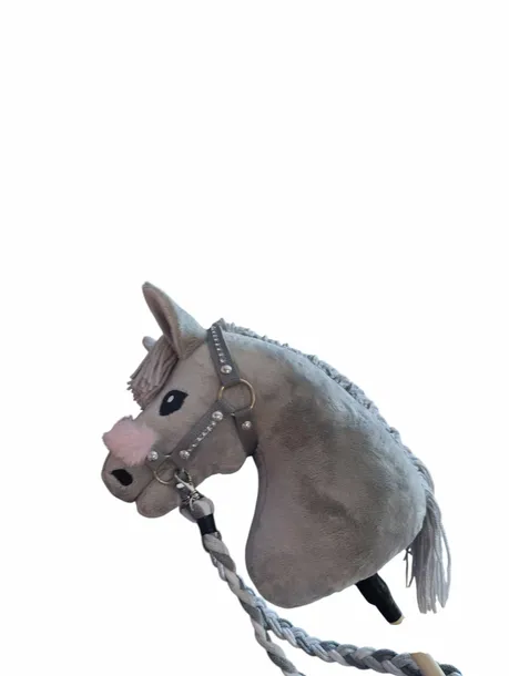 hobby-horse-a4-kolor-dominujacy-odcienie-szarosci-i-srebra