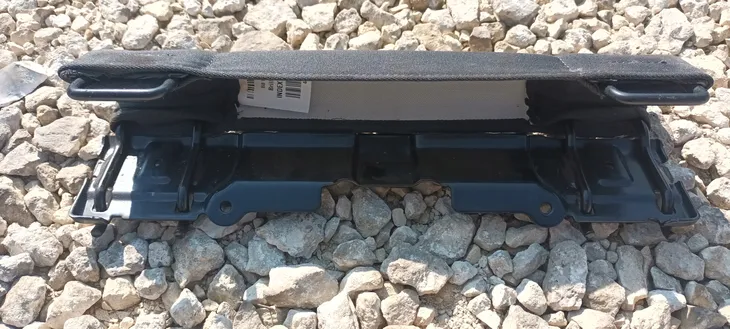 mocowanie-isofix-audi-a6-11-producent-czesci-skoda-oe