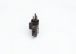 regulator-napiecia-toyota