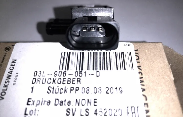 czujnik-cisn-spalin-vw-tiguan-07-numer-katalogowy-oryginalu-03l906051d-04l131552ga